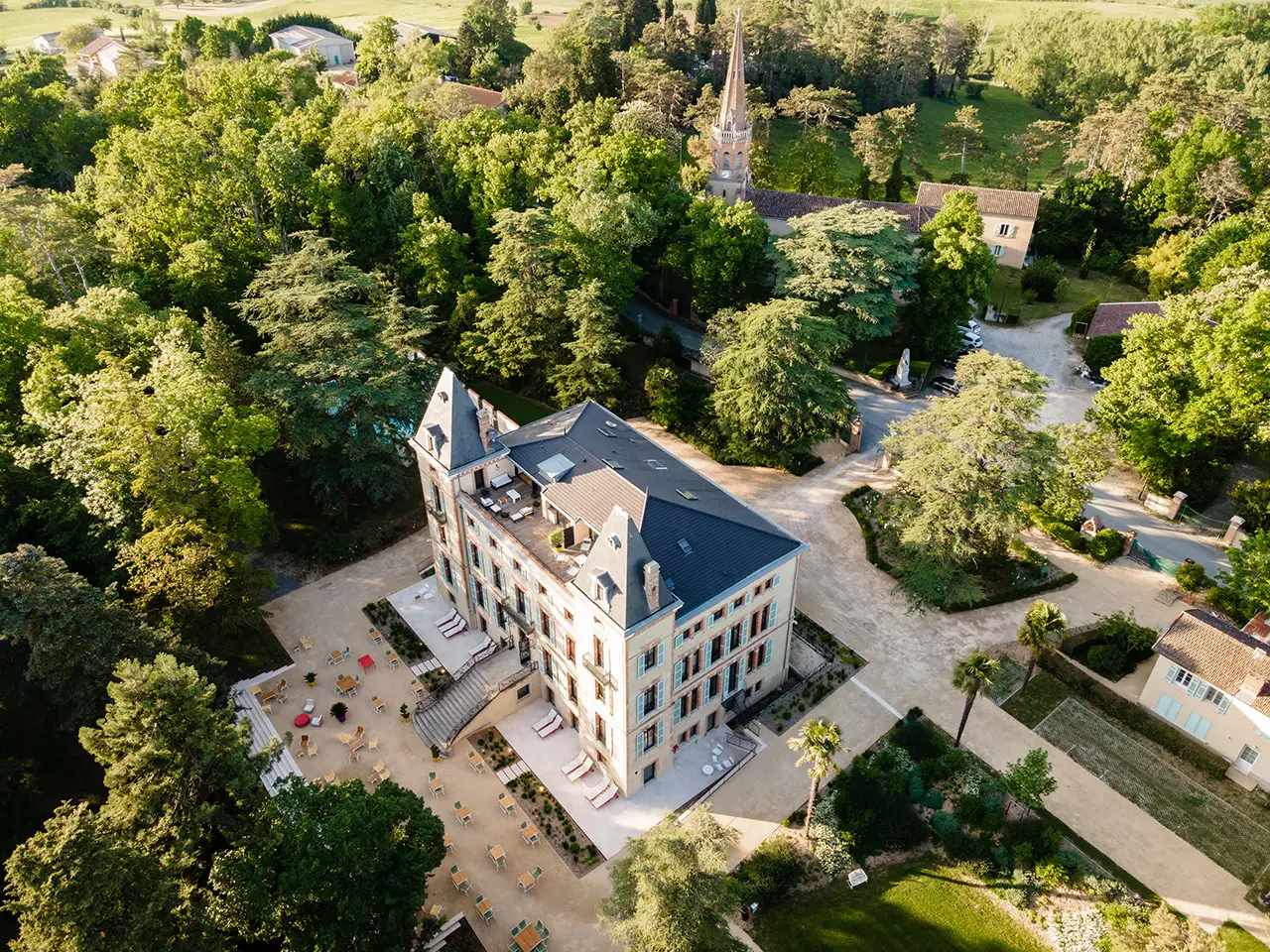 Relaxation Stay in the Castle